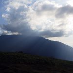 雲がかかった恵那山山頂（富士見台山頂から）